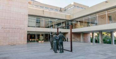 Un estudio de la UMH sitúa al Ayuntamiento de Elche como el más transparente de la provincia de Alicante