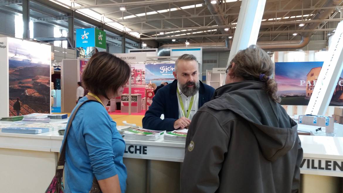 VisitElche promociona la destinació Elx en la Fira Intur de Valladolid