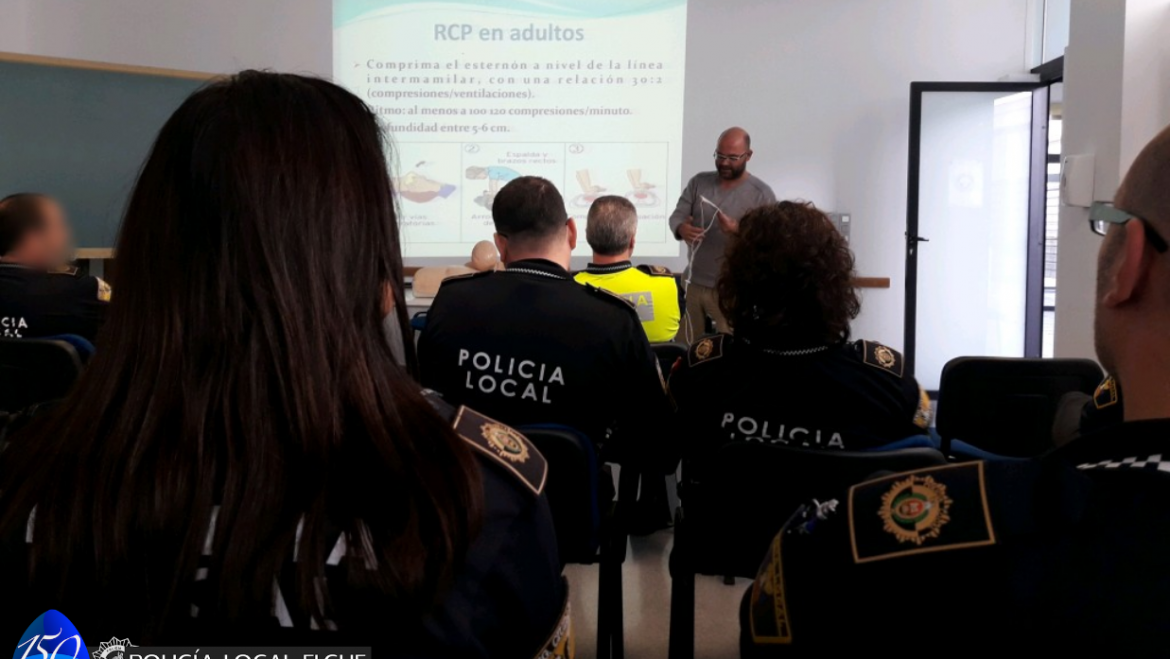 Cursos de formación para el uso de desfibriladores policiales