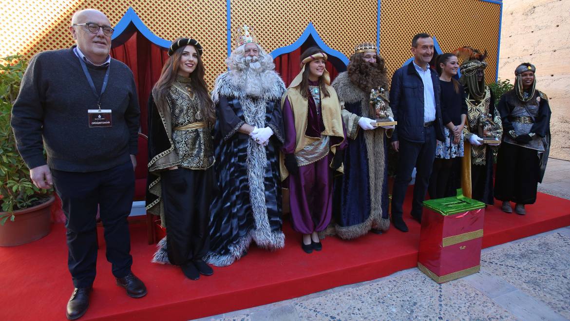 Recepción a los Reyes Magos en el Palacio de Altamira