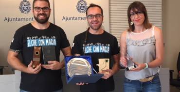 Los ilicitanos Manolo Costa y Mindanguillo representarán a Europa en el Mundial de Magia Cómica