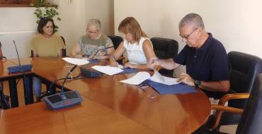 El Ayuntamiento firma un convenio con ASFEME