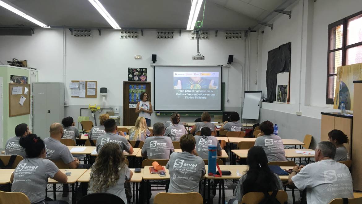 Charlas sobre el Fomento de la Cultura Emprendedora en una Ciudad Solidaria en los programas Et Formem y T’Avalem