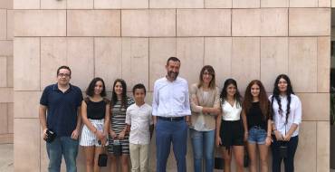 Recepción municipal a los ilicitanos de la Orquesta de Jóvenes de la Provincia de Alicante por su premio en el Festival Summa Cum Laude