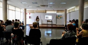La pedanía de Valverde, acoge el taller “#HerStory. Relatos de abuelas”, que pone en marcha la Concejalía de Igualdad