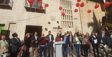 El Ayuntamiento de Elche se suma al Día Mundial de la lucha contra el SIDA