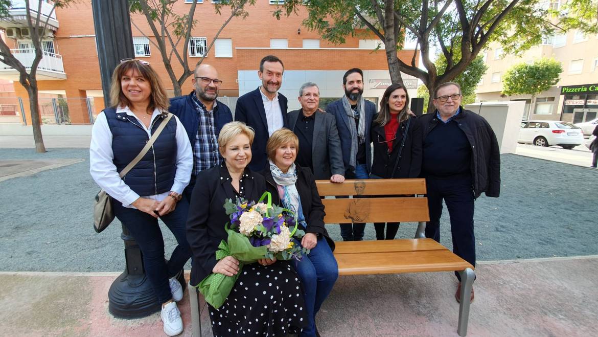 L’Ajuntament d’Elx reconeix Susi Díaz pels seus mèrits amb un jardí a Altabix