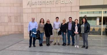 Ediles de Benissa visitan al Ayuntamiento de Elche para tomar ejemplo de el portal de Trasparencia ilicitano