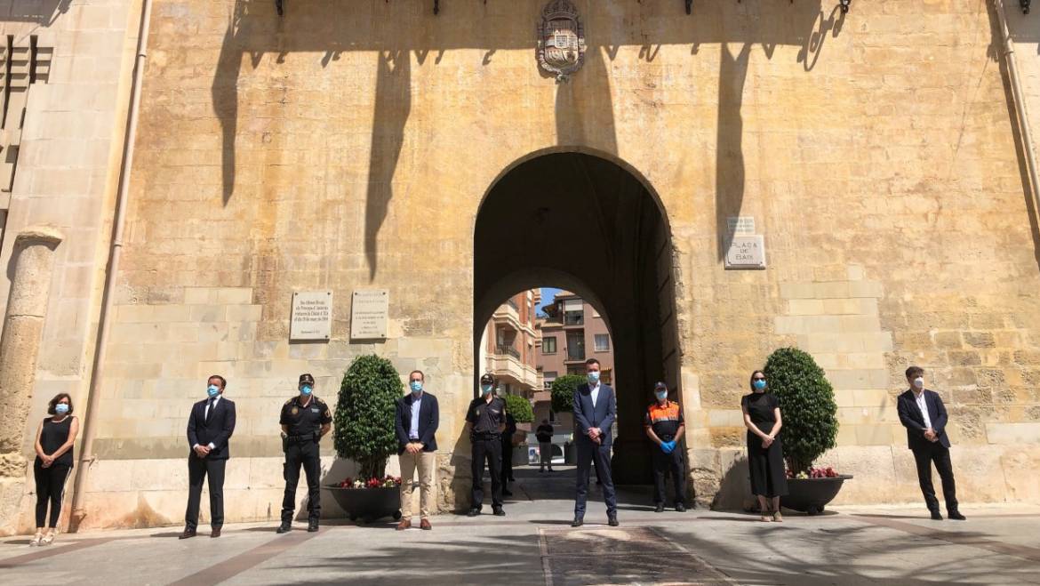 El Ayuntamiento de Elche se adhiere a los 10 días de luto por los fallecidos a causa del coronavirus