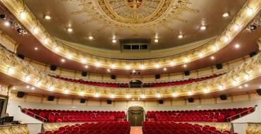 El cantautor estadounidense Rufus Wainwright llega mañana, 15 de abril, al Gran Teatro con su gira “Solo”