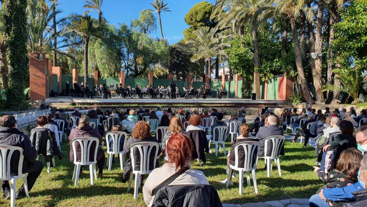 La Rotonda del Parque Municipal recupera su actividad con los conciertos de la Banda Sinfónica de Elche