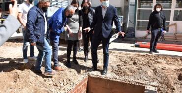 El Equipo de Gobierno llevará a cabo un plan de choque de embellecimiento del entorno del Mercado Central tras la cubrición de los restos arqueológicos