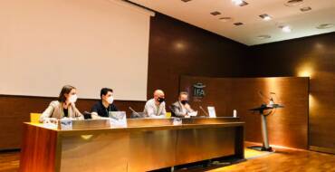 El Ayuntamiento de Elche muestra su apoyo al sector del taxi en la asamblea de la Confederación de Taxistas Autónomos de la Comunidad Valenciana