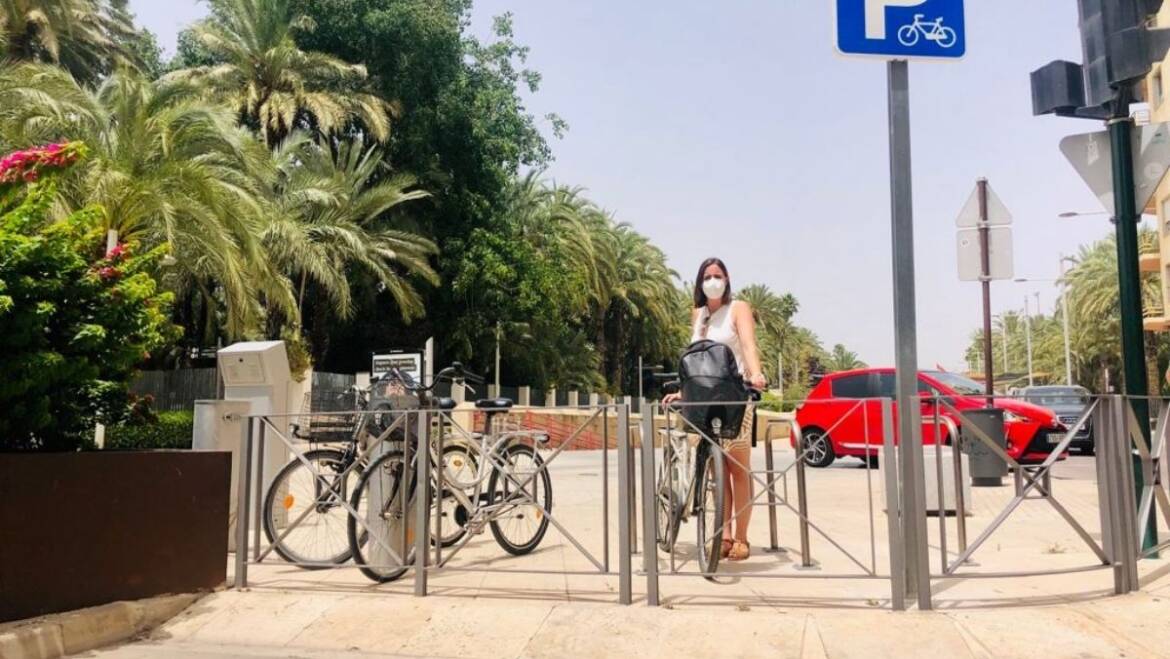 L’Ajuntament instal·la 36 nous punts d’aparcabicis per al foment de la mobilitat sostenible i l’ús de la bicicleta