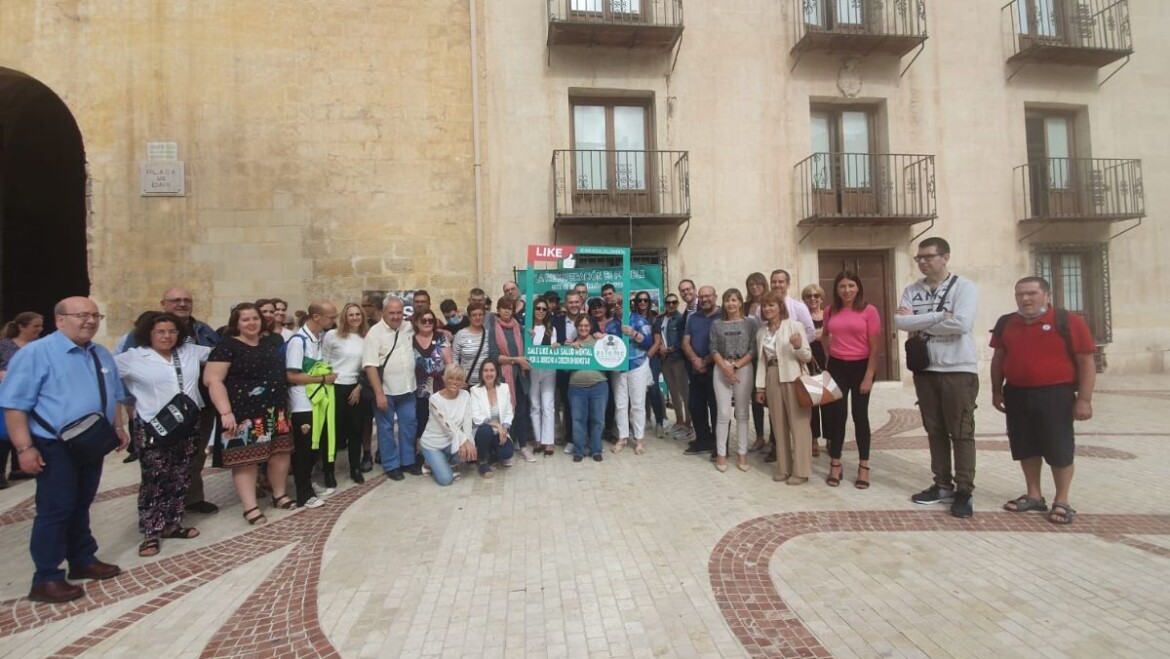 El manifiesto por el Día de la Salud Mental pone el foco en la promoción del  empleo juvenil, la prevención del acoso, el suicidio y las adicciones