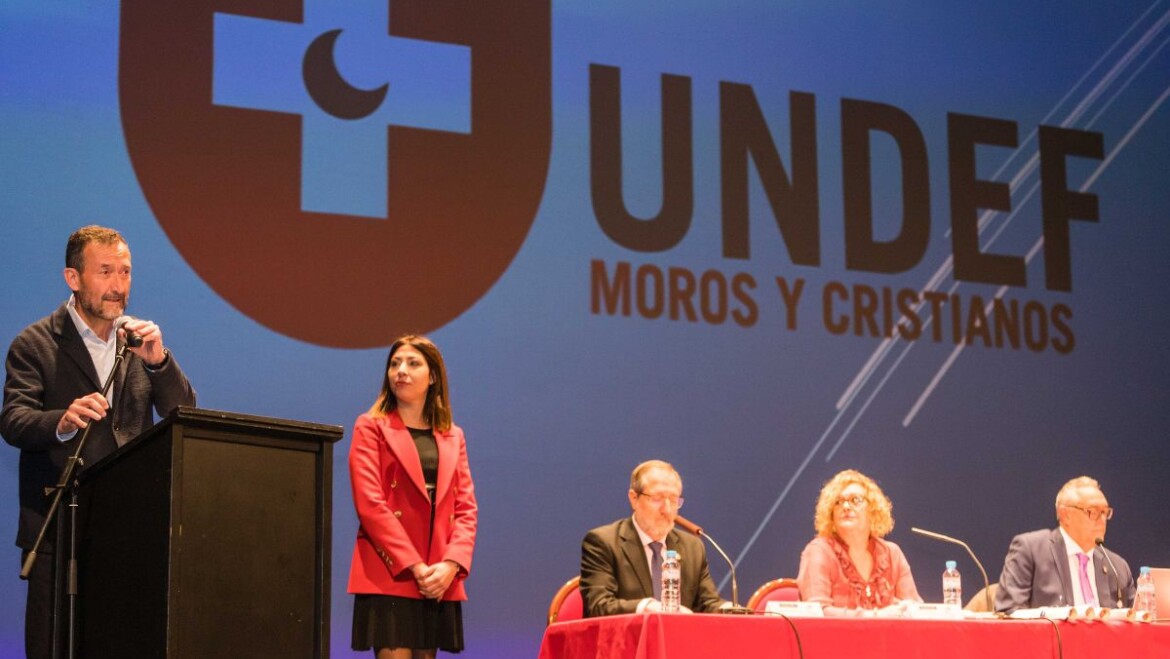 El alcalde destaca el “impacto económico, social y cultural” de la X Asamblea Nacional de la UNDEF en Elche y aplaude las fiestas de Moros y Cristianos por su contribución a la convivencia