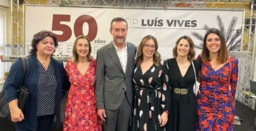 El alcalde felicita a todas las generaciones de docentes por contribuir a mejorar la educación durante estos 50 años del CEIP Luis Vives