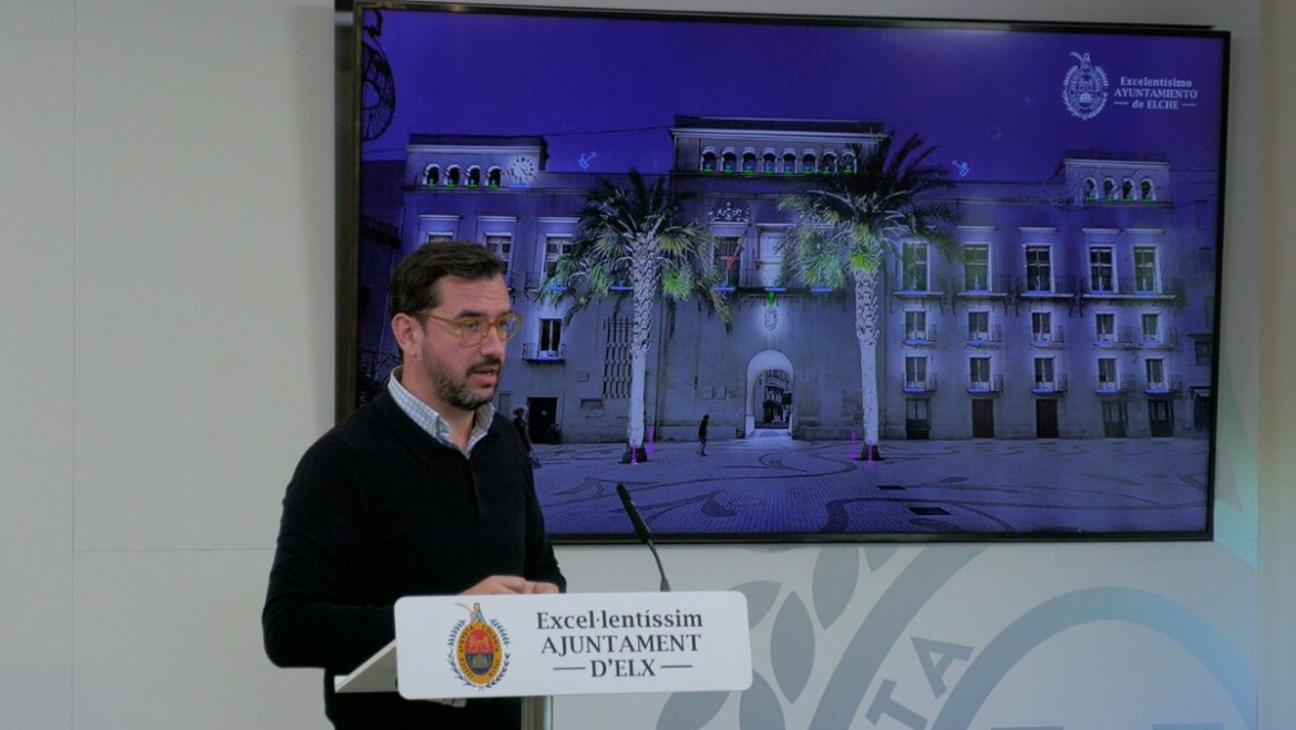 El Ayuntamiento iluminará la fachada de Plaza de Baix junto a Calendura y Calendureta