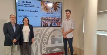 Comercio lanza la convocatoria del concurso de escaparatismo ambientado en Moros y Cristianos o Misteri d’Elx