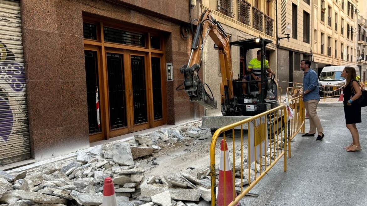 Avancen les obres de millora de l’accessibilitat al carrer Sant Jordi