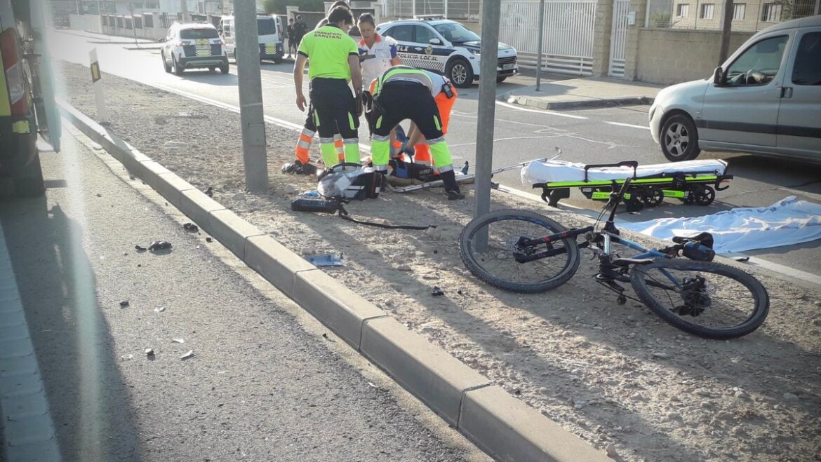 Localizan al conductor de un vehículo que se dio a la fuga tras colisionar con una bicicleta