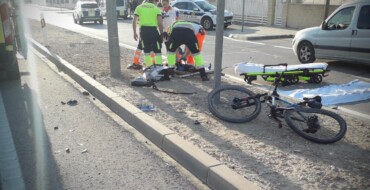 Localitzen el conductor d’un vehicle que es va donar a la fugida després de col·lidir amb una bicicleta