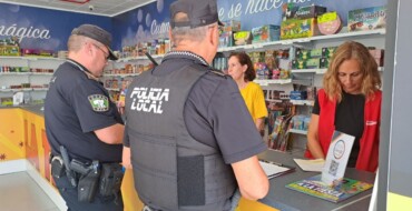 Policía Local realiza inspecciones en los puntos de venta de pirotecnia autorizados hasta el 13 de agosto