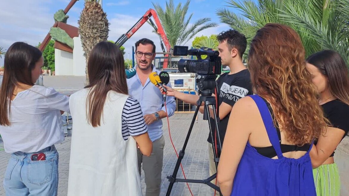 Avancen les obres que conclouran l’anell ciclista a l’avinguda de la Universitat