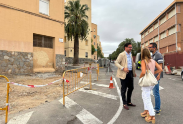 Comienza la renovación de aceras en el barrio de Carrús